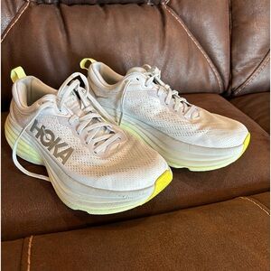 Women’s 9m Hoka Bondi shoes